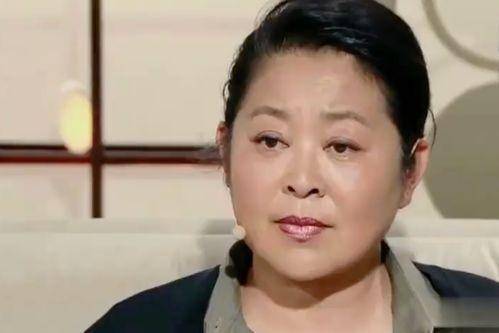 十大著名春晚主持人(10位央视春晚美女主持)插图12