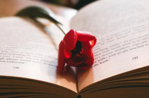 ​孩子已成年离婚了应该判谁（父母离婚小孩成年了）