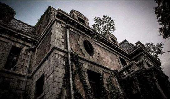 北京朝内大街81号院（古宅两代主人无一善终，家破人亡）(1)_