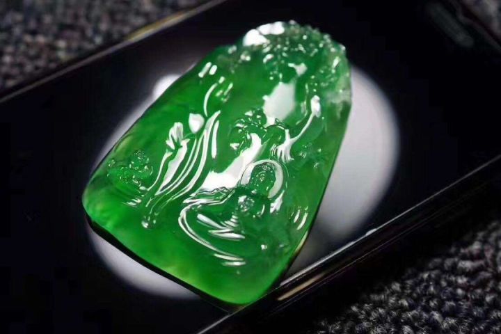 中国十大翡翠珠宝品牌排行榜（10大翡翠品牌讲解）