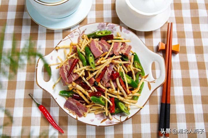 贵州菜谱大全 特色菜（分享12道贵州最出名的特色菜）