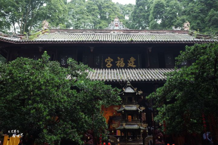 成都景点排行榜（成都游玩必去的10个景点）