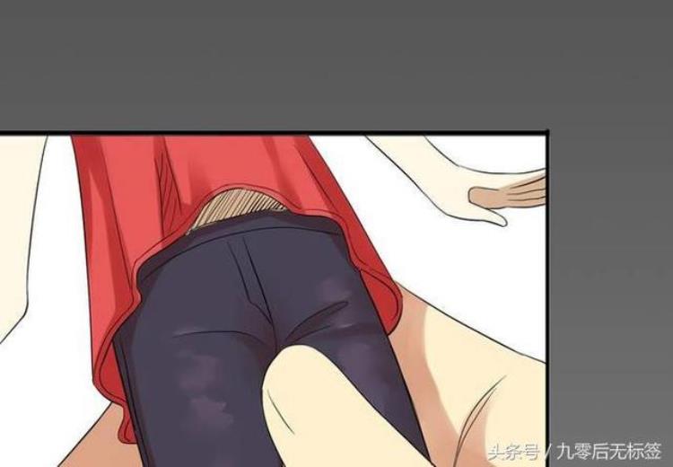 猎奇恐怖漫画为了嫉妒他把男生和女生身体交换了