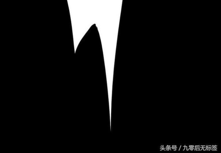 猎奇恐怖漫画为了嫉妒他把男生和女生身体交换了