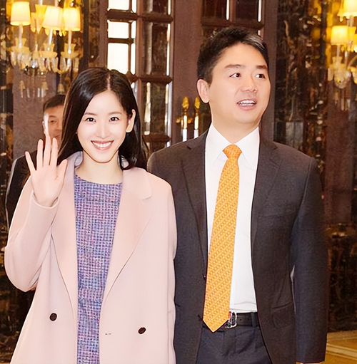 刘强东与奶茶为什么离了婚（章泽天原谅丈夫刘强东出轨）