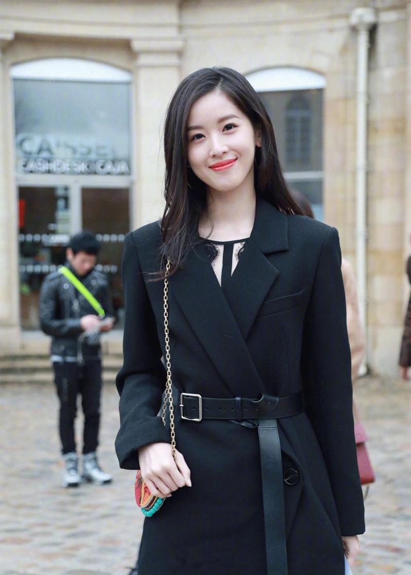 刘强东与奶茶为什么离了婚（章泽天原谅丈夫刘强东出轨）