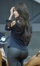 ​女人一定要穿显身材的衣服吗(胸大又胖的女生适合穿什么衣服)
