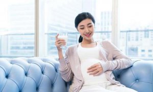 ​怀孕了哪些菜和水果不能吃(孕妇不能吃的水果和蔬菜有哪些)