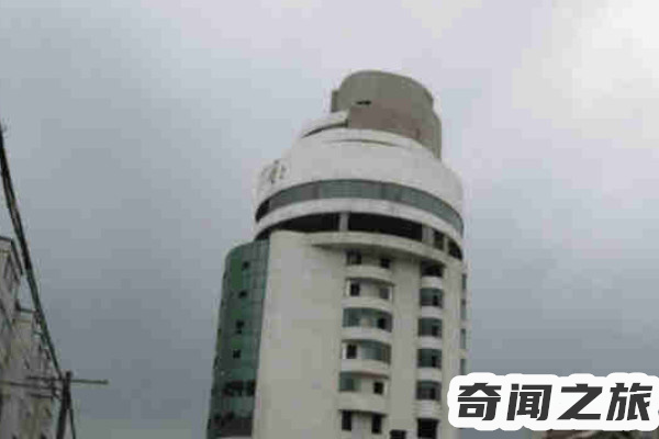 揭秘公主岭鬼楼（工人在施工的时候听到诡异的声音）(4)_