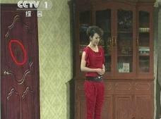 2012春晚灵异事件罗京（罗京早在8月5日就英年早逝了镜头里居然还出现他的身影(1)_