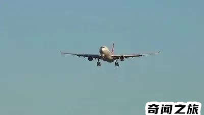 2018年5月14日川航迫降（万米高空驾驶舱右侧风挡玻璃突然爆裂脱落）(12)_