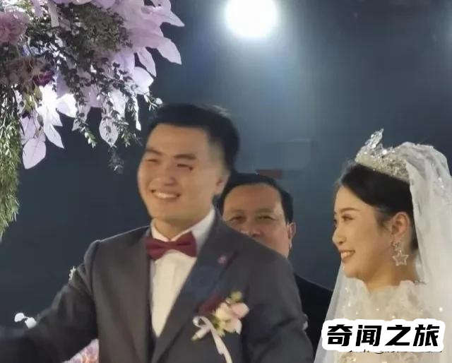 2018年5月14日川航迫降（万米高空驾驶舱右侧风挡玻璃突然爆裂脱落）(9)_