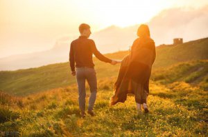 ​怎样才能让夫妻关系越来越好（夫妻关系会越来越好）