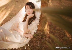 ​怎么跟女孩子打开话题，怎么插入一个女生的话题