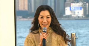 ​不是金像奖成全了郑秀文，是郑秀文成全了金像奖