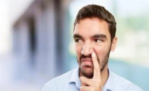​频繁挖鼻孔或增加患病风险 危害有哪些？