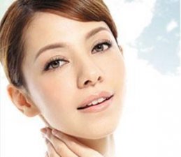 ​为什么青春痘一般长在脸上呢(为什么脸上会长青春痘)