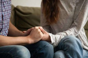 ​连续出轨的女人还有救吗，出轨了一次的女人还会出轨吗