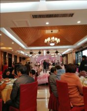 ​如何看待催婚(男大当婚,女大当嫁)