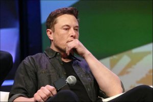 ​马斯克开造人形 AI，变形金刚要成真？