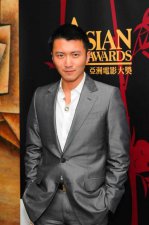 ​香港十大男歌手排行榜（港台唱功最好的男歌手是谁）