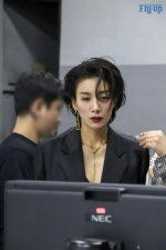 ​相差 26 岁拍激情戏，女神这演技赢麻了！