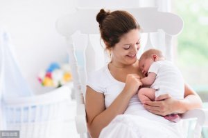 ​母乳大便稀和腹泻区别图片(宝宝母乳大便稀是和什么有关)