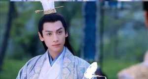 ​白发里太后为什么对容齐这样(白发容齐和太后的关系)