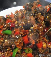 ​田螺肉怎么炒好吃(田螺肉怎么炒好吃不硬)