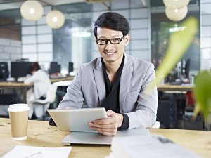 ​助理电子商务师报考条件(初级电子商务师报考条件)