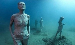 ​海底一万米有哪些生物？海底一万米恐惧生物图片曝光