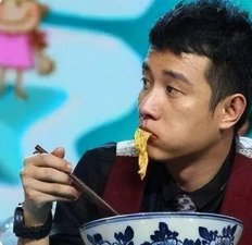 ​杜海涛为什么被文章踹了不发脾气（周一见自毁前程）
