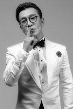 ​著名主持人李咏得的是什么癌症（主持人李咏因癌症逝世）