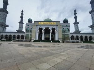 ​云南沙甸清真大寺在哪个城市（云南个旧沙甸清真寺）