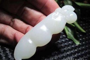 ​新疆和田羊脂玉,和田玉籽料羊脂玉多少钱一克