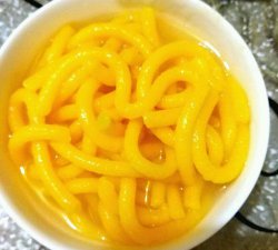​酸汤子是什么，东北酸汤子是酸性食物么？