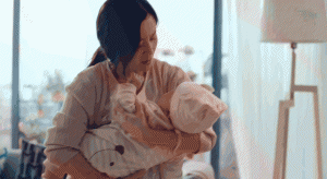 ​哄宝宝睡觉小妙招（哄宝宝睡觉的老方法）