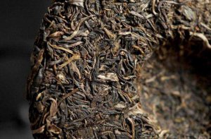 ​古树茶是什么茶(古树茶指的是采用古树的鲜叶为原料)