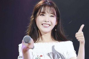 ​姑娘漂亮歌词表达了什么