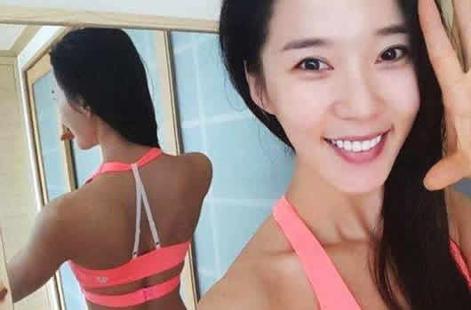 韩国十大网红女神排行榜：颜值真实美（组图）