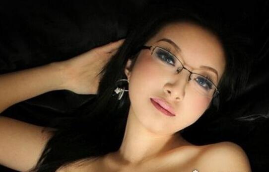清点中国十大裸模：中国十大人体艺术玉人模特（图）