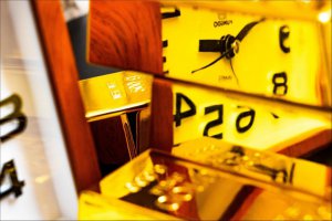 ​每克突破 600 元，消费者暴增 300%，黄金何以狂飙