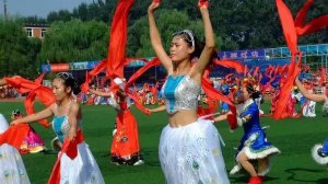 ​泼水节的传说故事（中国民间傣族泼水节的主要内容）