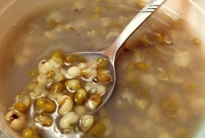 ​绿豆泡出芽还能煮绿豆汤,绿豆发芽了还可以煮绿豆汤吗