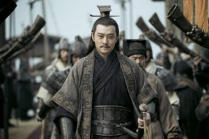 ​三国演义是哪个朝代谁写的小说（三国演义是我国第一部什么小说）