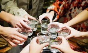 ​泸州老窖六年窖头曲两瓶装(泸州老窖六年窖头曲38度多少钱)