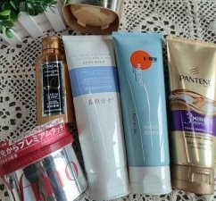 ​两种护发素能一起用吗（护发素和发膜的区别）