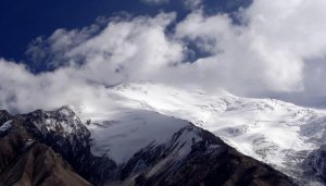 ​中国的三大山脉是哪三大(分别在哪里)