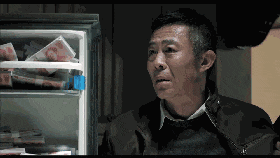 其貌不扬却拥有貌美妻子的5个男星（他是国家一级演员）(25)