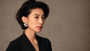 ​熬了 30 年，她终于靠演技大翻身